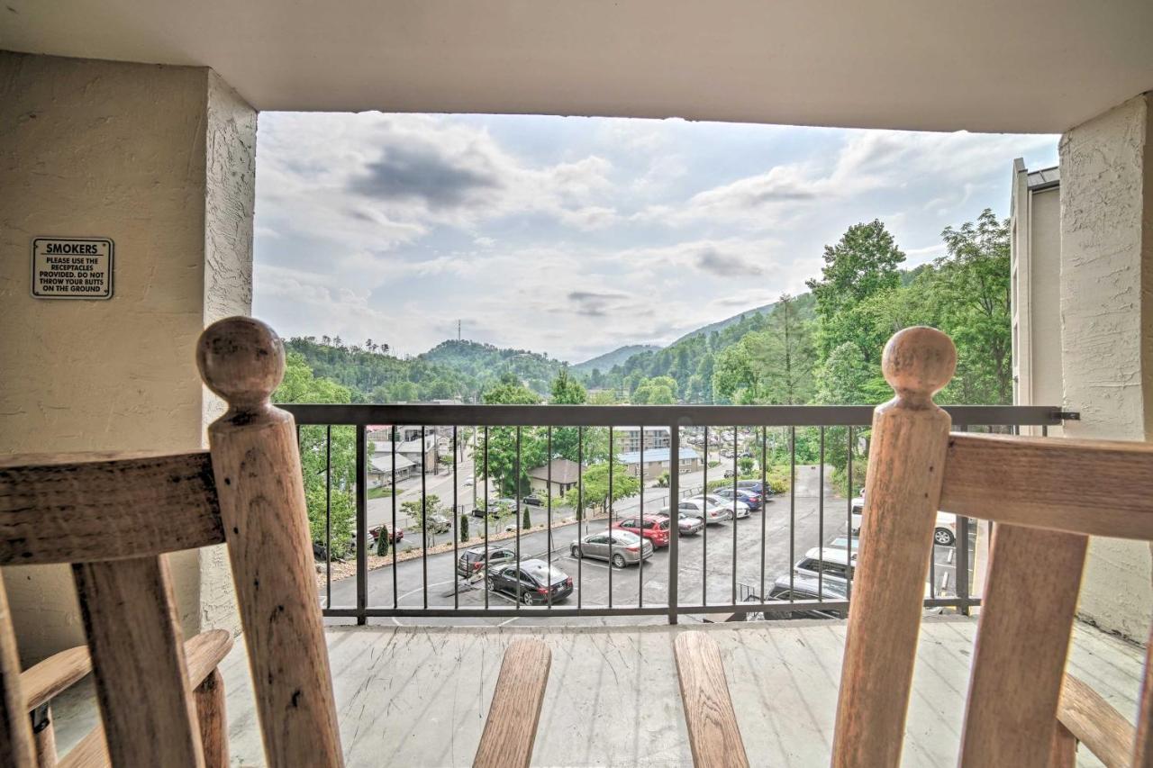Gatlinburg Condo With Smoky Views Walk To Town! 외부 사진