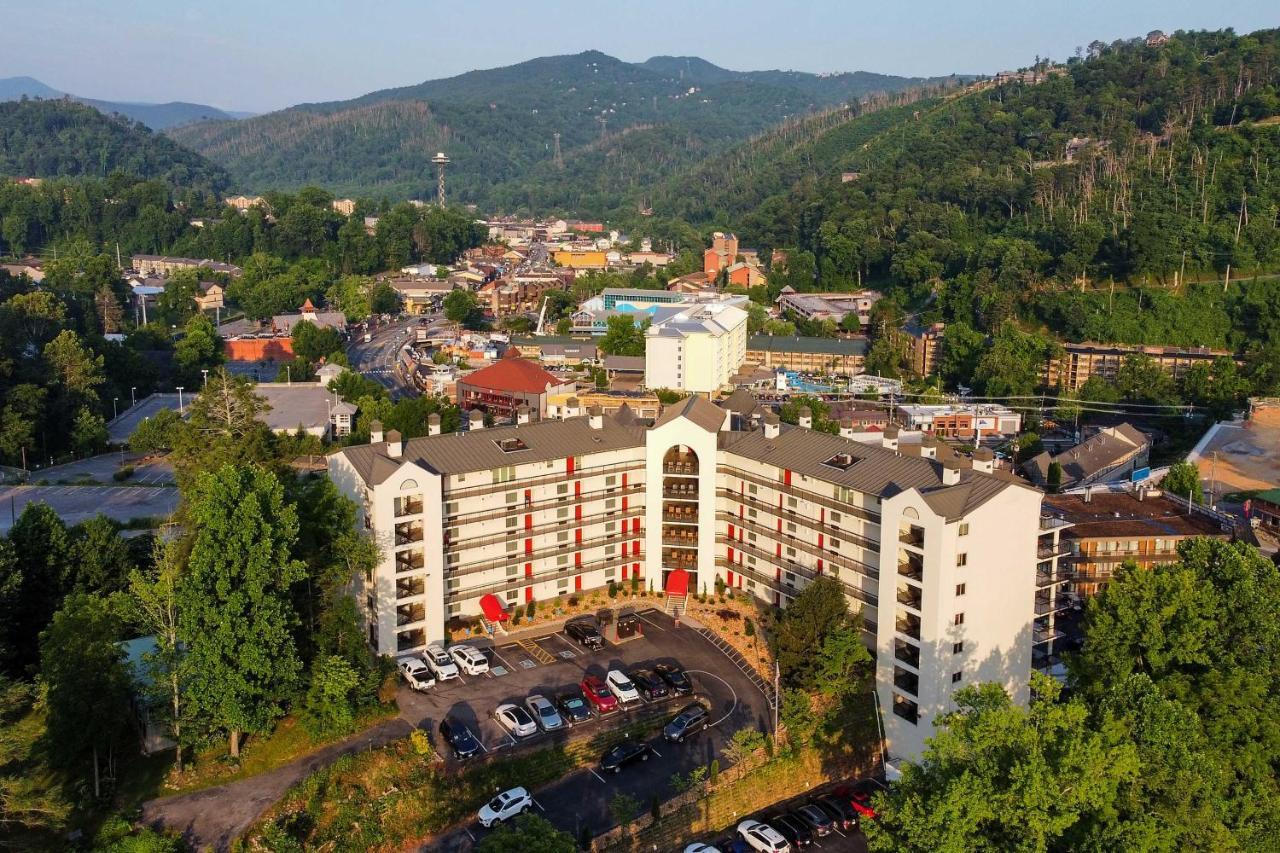 Gatlinburg Condo With Smoky Views Walk To Town! 외부 사진